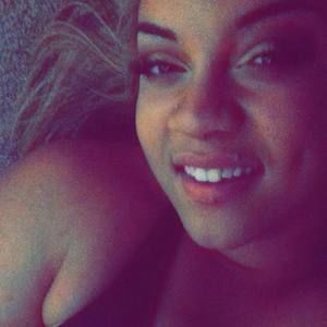 Meet your Posher, Dakota